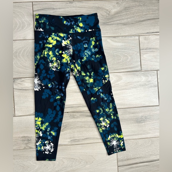Sweaty Betty Blue and Green Floral Leggings MN - Picture 1 of 3
